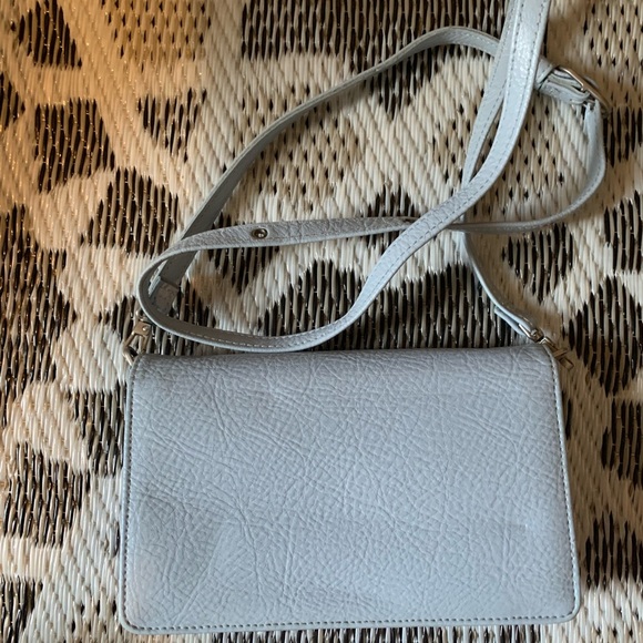 Matt & Nat Blue Crossbody Bag with Classic Design - Picture 7 of 12